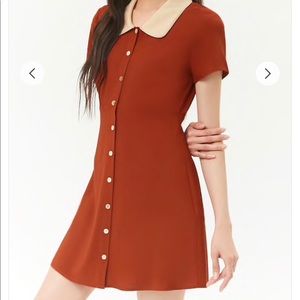 Forever21 contrast Peter Pan collar dress